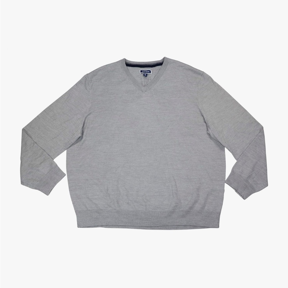 Club Room Men's Merino Wool Blend V-Neck Pullover
Sweater. Large Great Condition